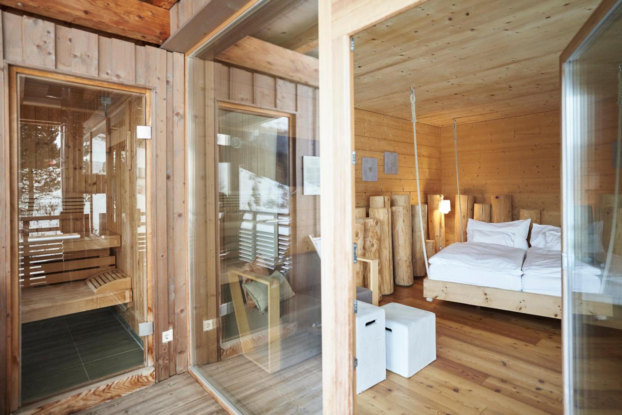 Holzhotel Forsthofalm Леоганг Екстериор снимка